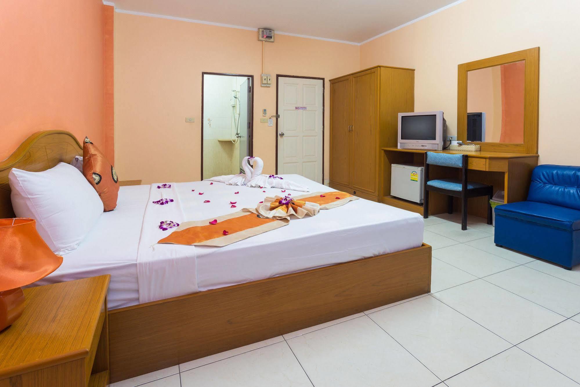 Guesthouse Belvedere Patong المظهر الخارجي الصورة