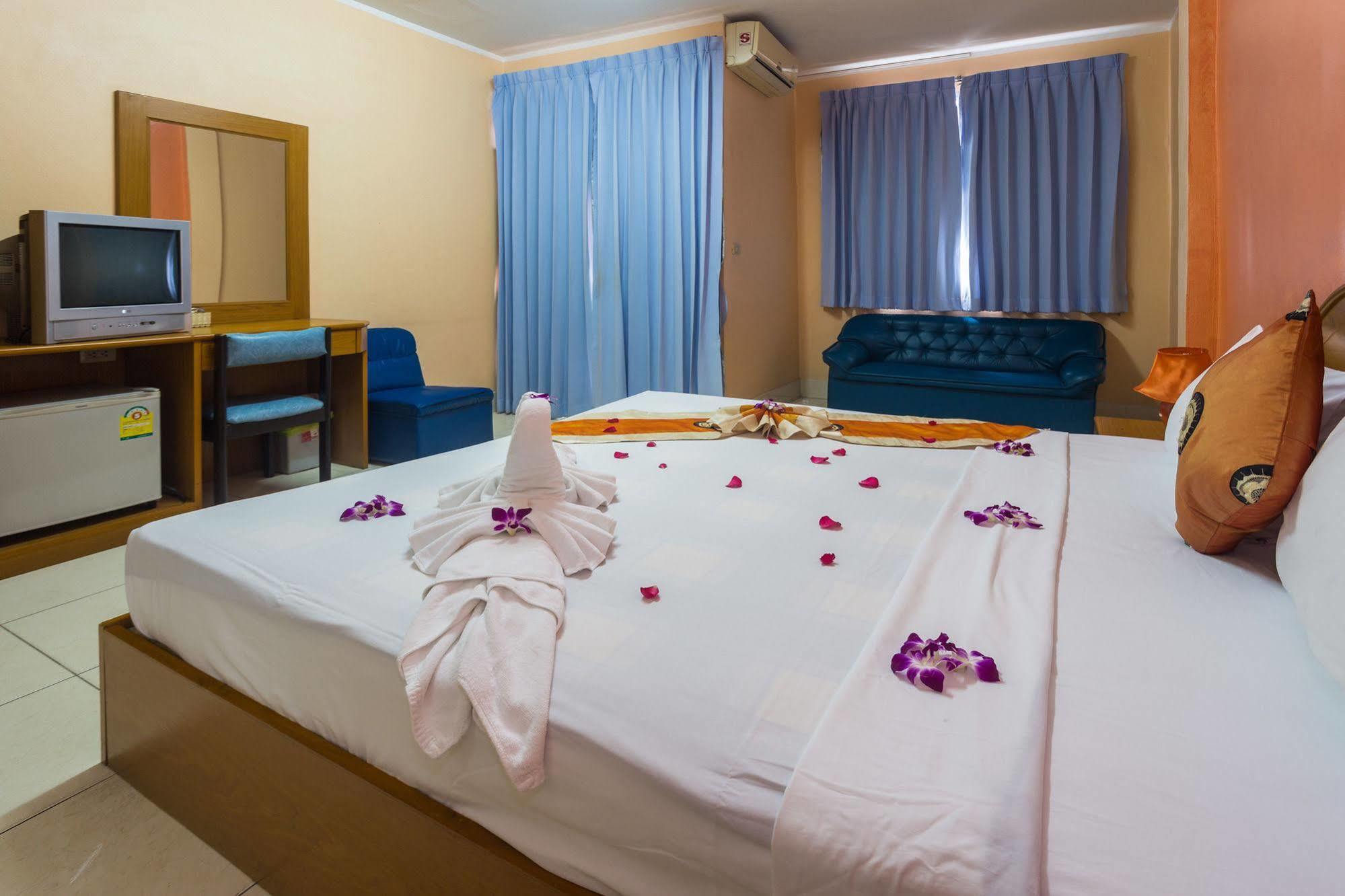Guesthouse Belvedere Patong المظهر الخارجي الصورة