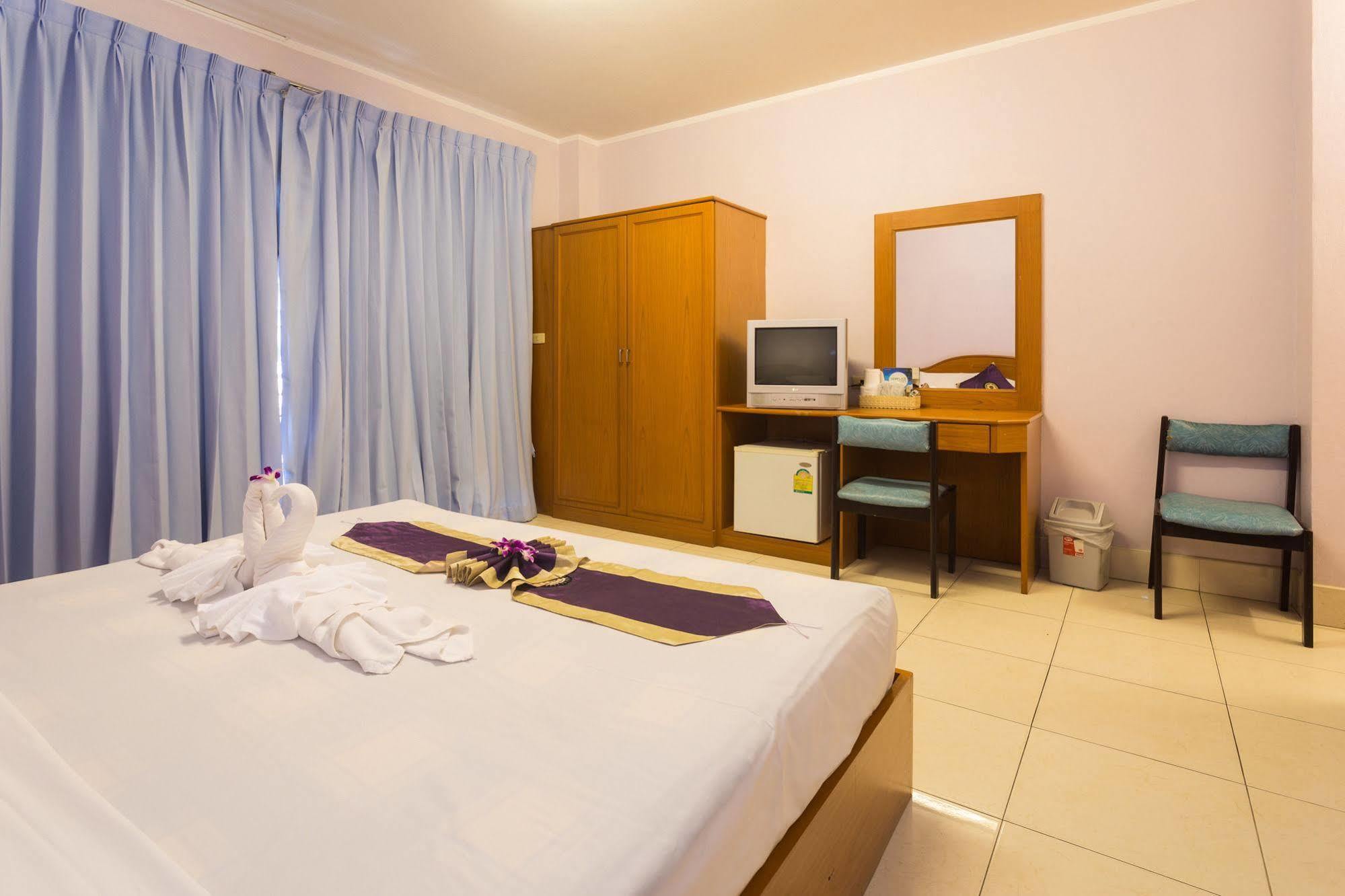 Guesthouse Belvedere Patong المظهر الخارجي الصورة